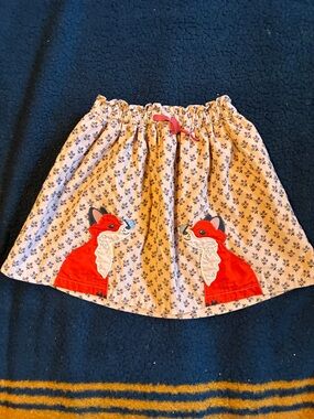 Mini Boden fox appliqué skirt